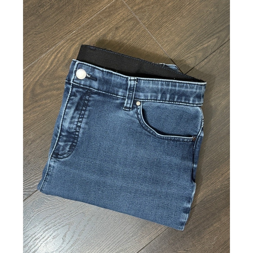 Chicos Fabulously Slimming Straight Leg Jeans Dark Wash Blue Size 1.5‎ Short 10